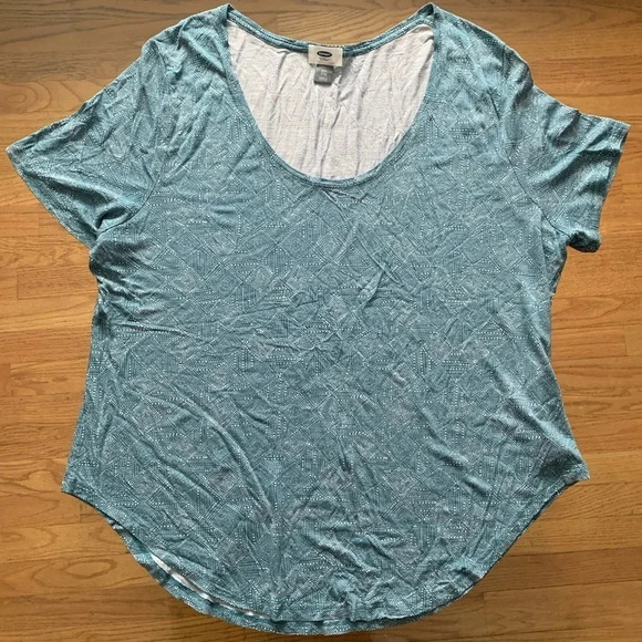 Old Navy Tops - Old Navy Short Sleeve Patterned Top